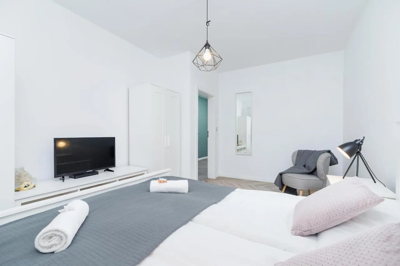 Premium Apartment Ludwinowska Krakow By Noclegi Renters