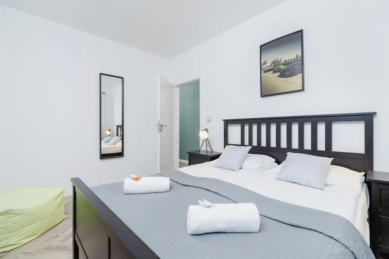 Premium Apartment Ludwinowska Krakow By Noclegi Renters